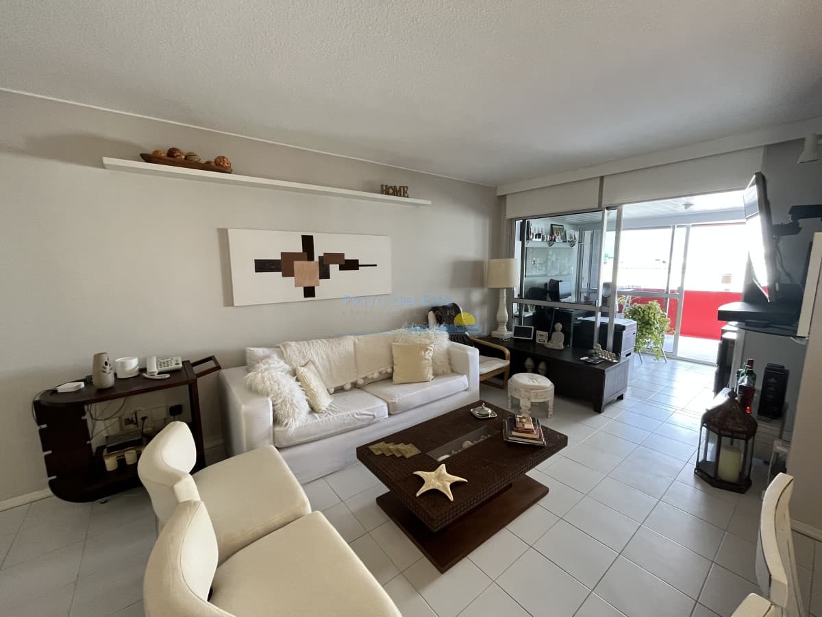 edificio en zona brava, muy cerca de la peninsula - Inmobiliaria Playa del Este
