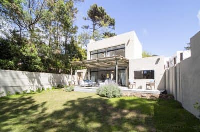 Casa de 4 dormitorios en alquiler en Montoya  -
