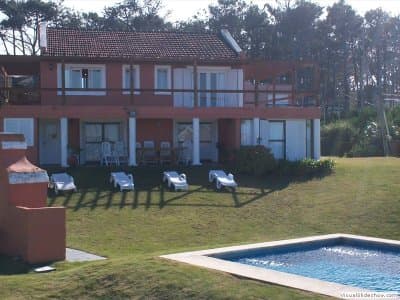Casa de 4 dormitorios en alquiler en Montoya  -