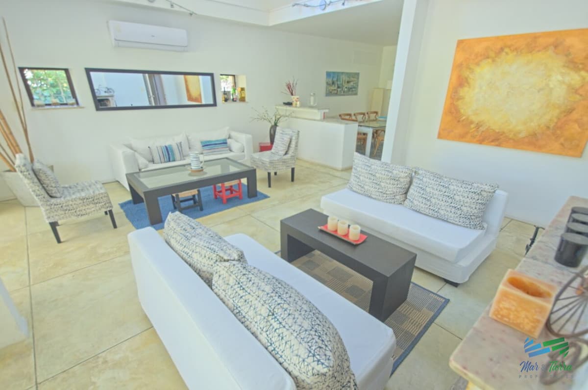 Alquilo casa de 4 dormitorios con piscina en Playa Brava, Punta del Este