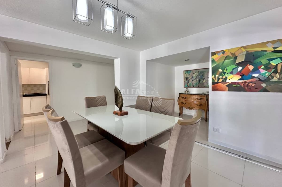 Apartamento en alquiler,  Playa Mansa, Punta del Este
