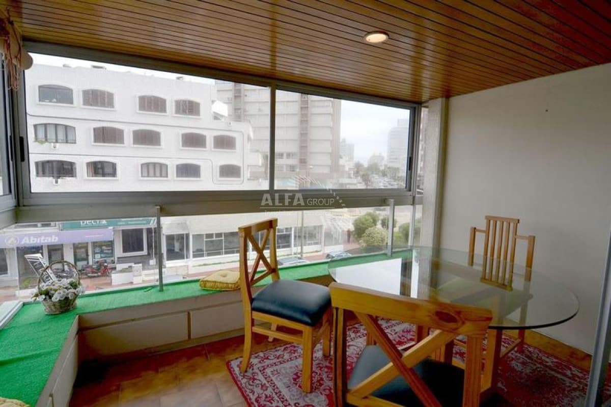 Apartamento en alquiler Playa Mansa, Punta del Este