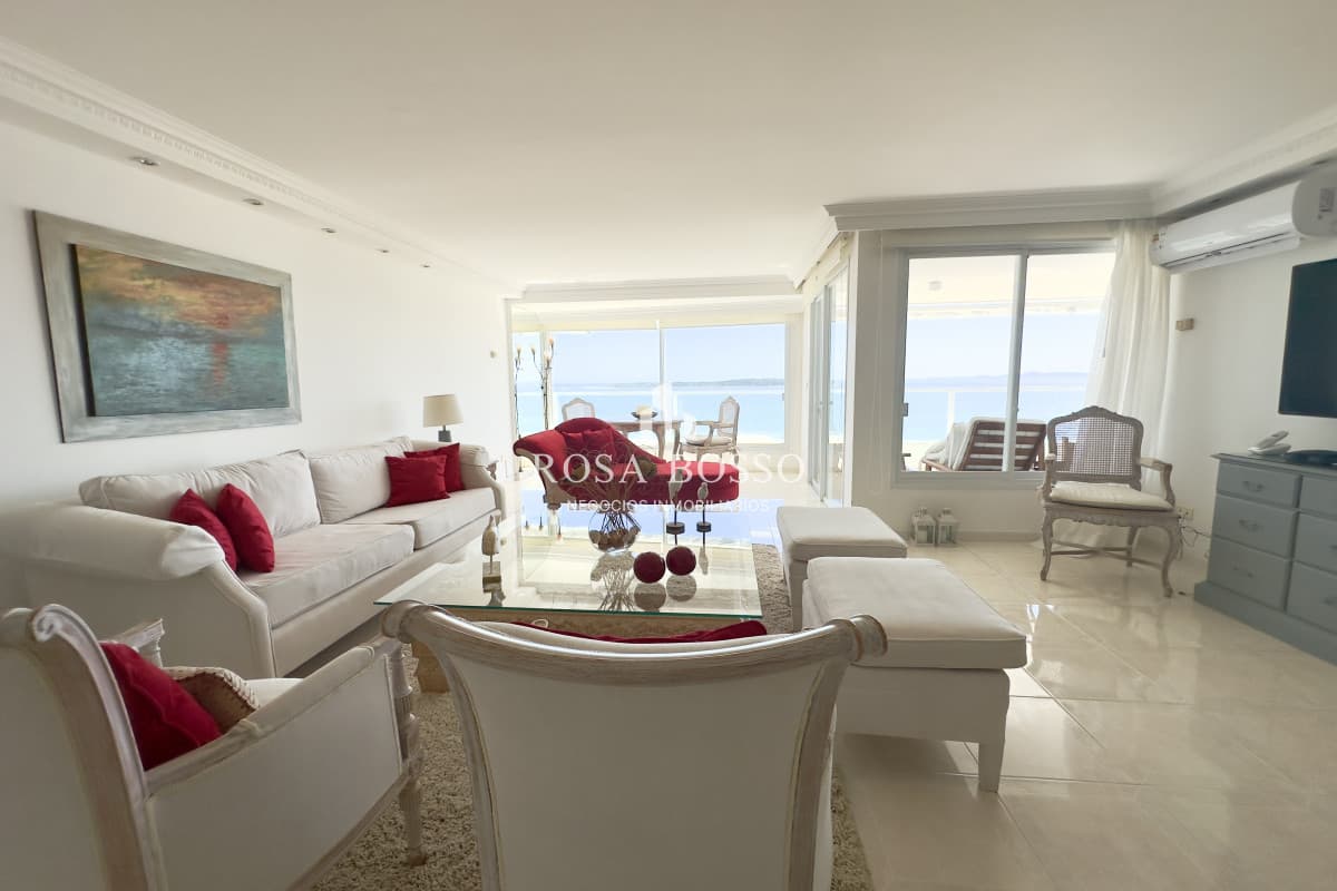 Venta apartamento de 3 dormitorios en primera linea - Mansa