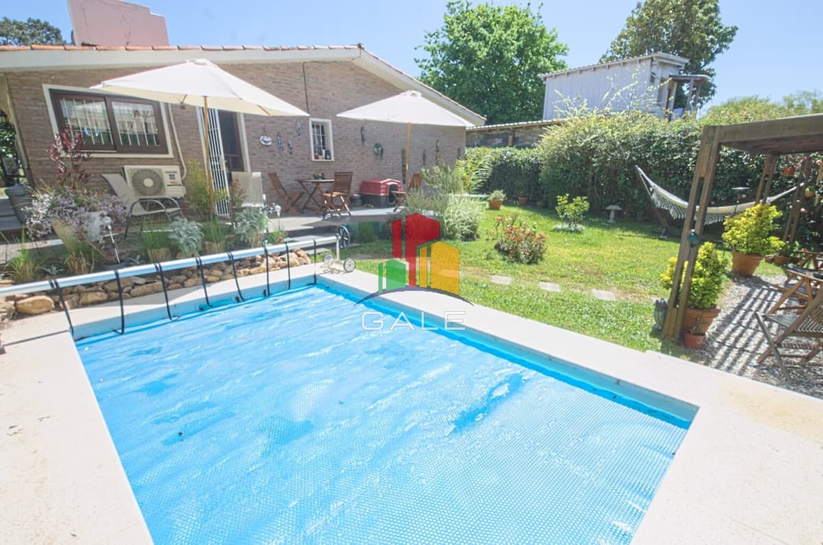 Casa en alquiler de temporada con piscina climatizada Mansa  -