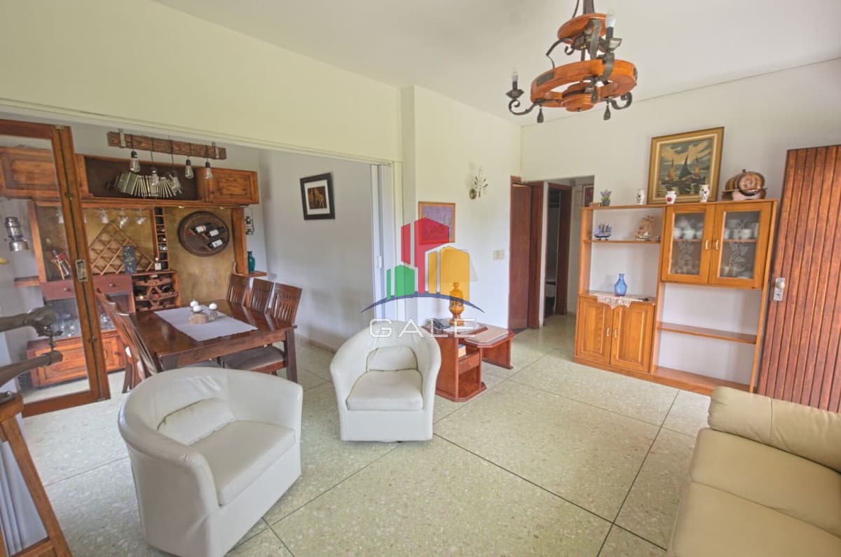 Casa en alquiler Punta del Este playa Mansa, 2 dormitorios y parrillero  -
