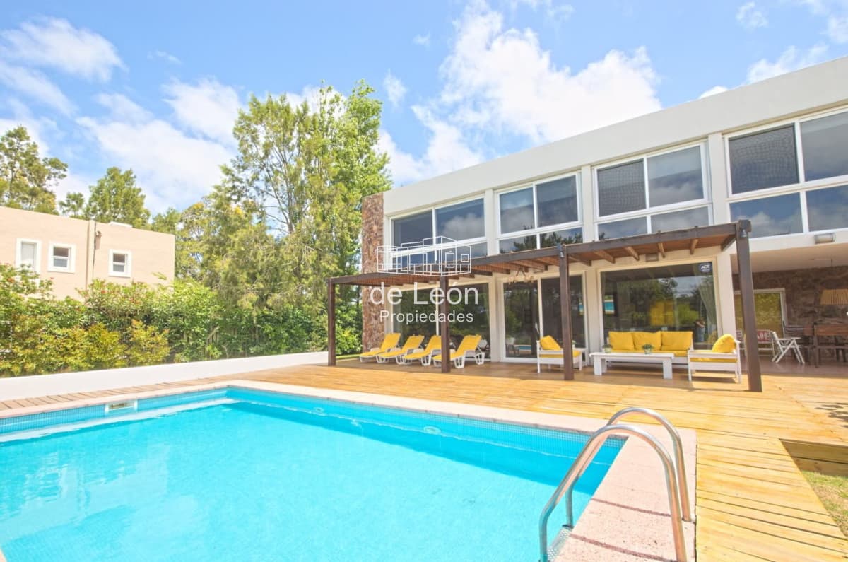 Casa con piscina en alquiler temporada, La Barra