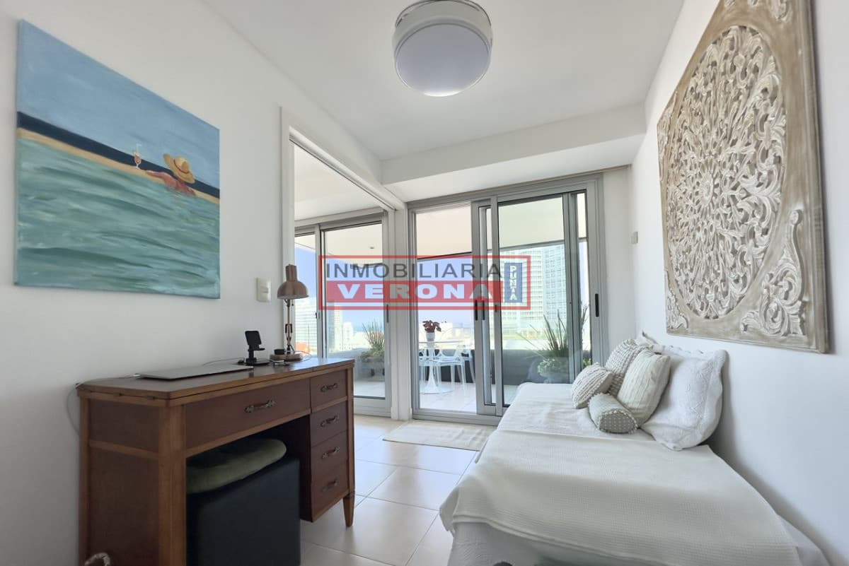 Apartamento en alquiler de temporada - Mansa - 2 Dormitorios y medio - Inmobiliaria Verona Punta