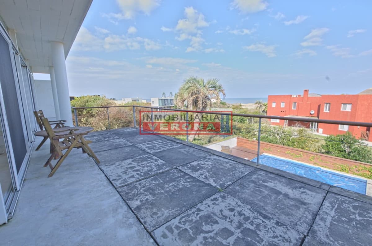 Casa en venta - Punta Piedras - Inmobiliaria Verona Punta