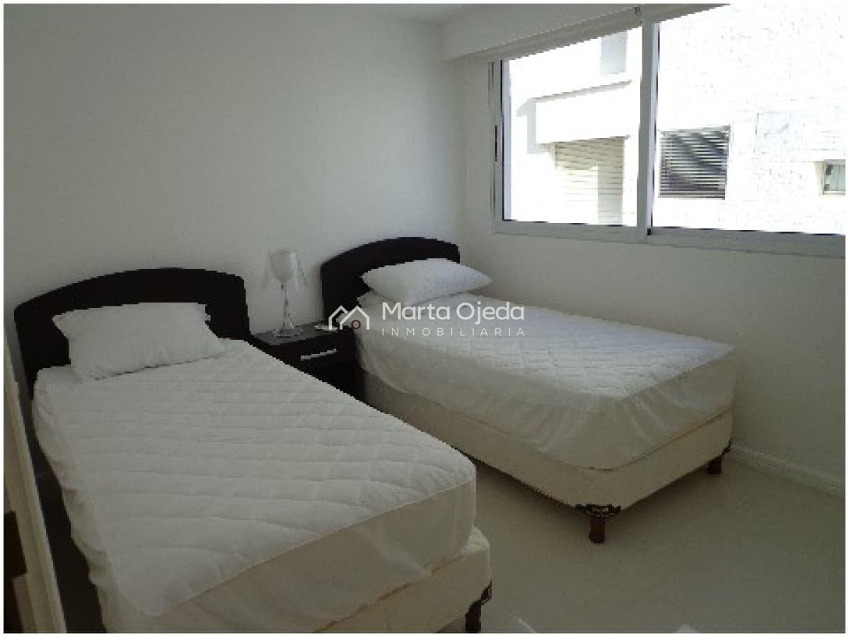 Apartamento ID.38413 - PRECIO REBAJADO .Apartamento con magnífica Vista al Puerto