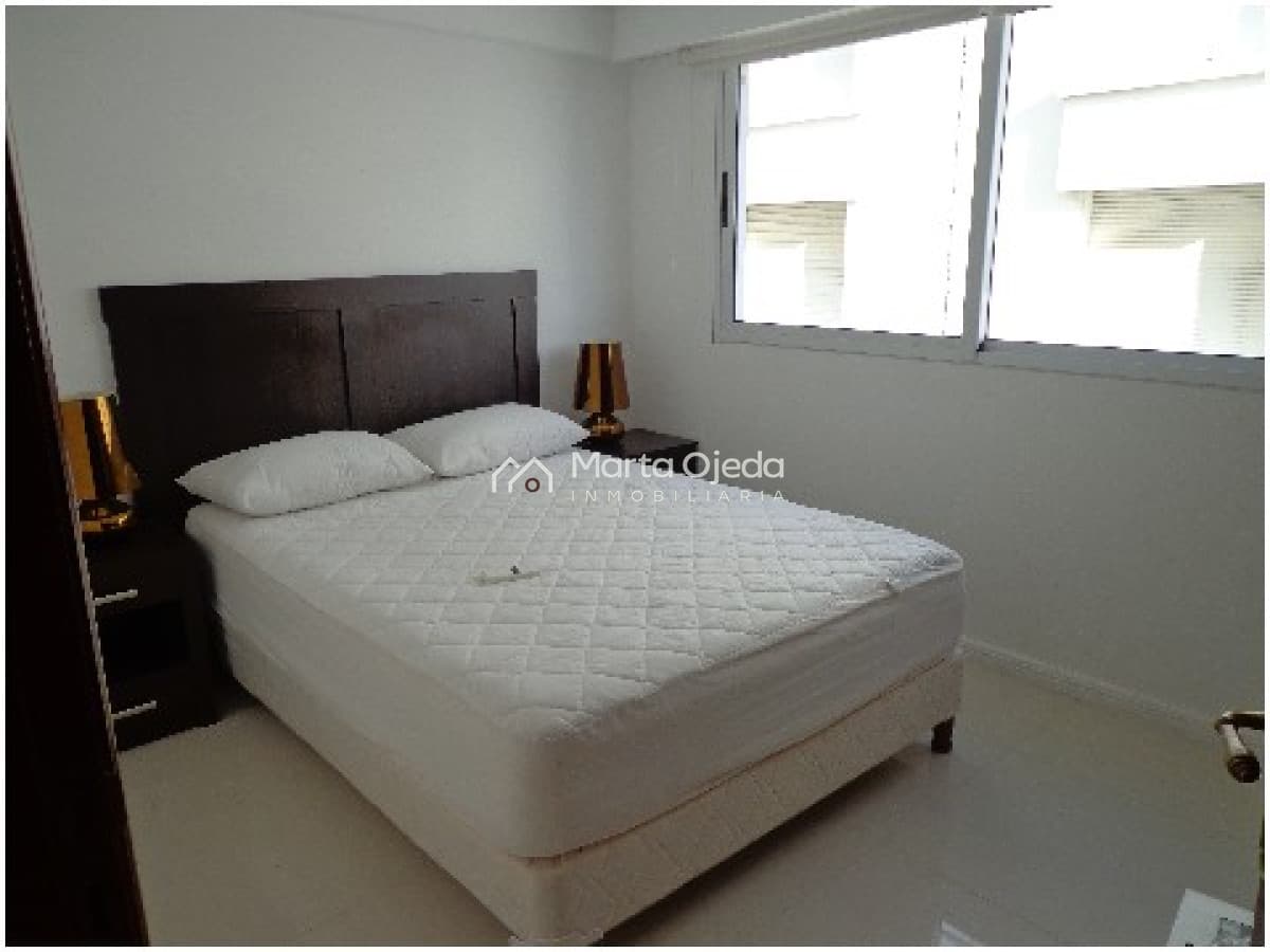 Apartamento ID.38413 - PRECIO REBAJADO .Apartamento con magnífica Vista al Puerto