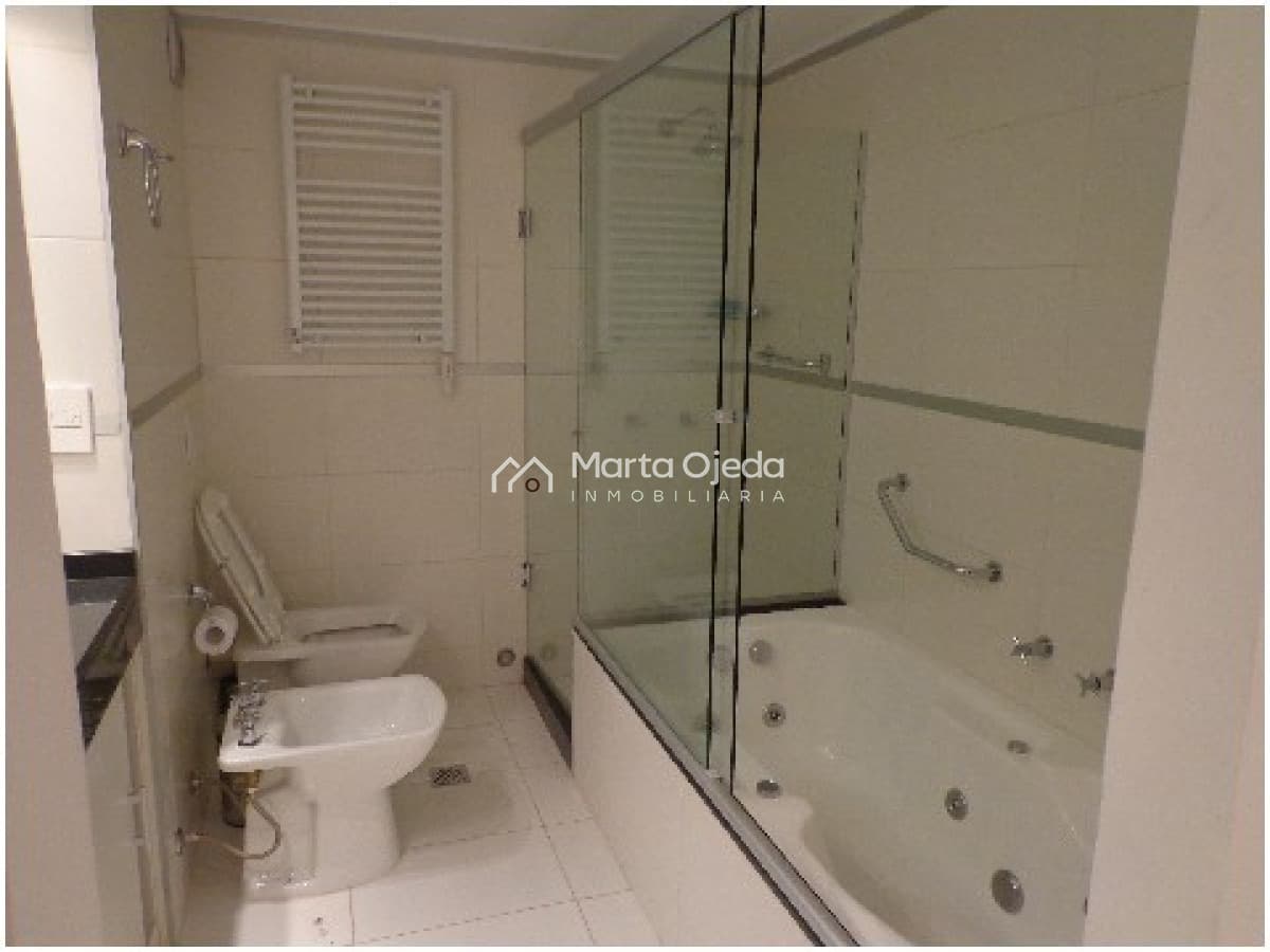 Apartamento ID.38413 - PRECIO REBAJADO .Apartamento con magnífica Vista al Puerto