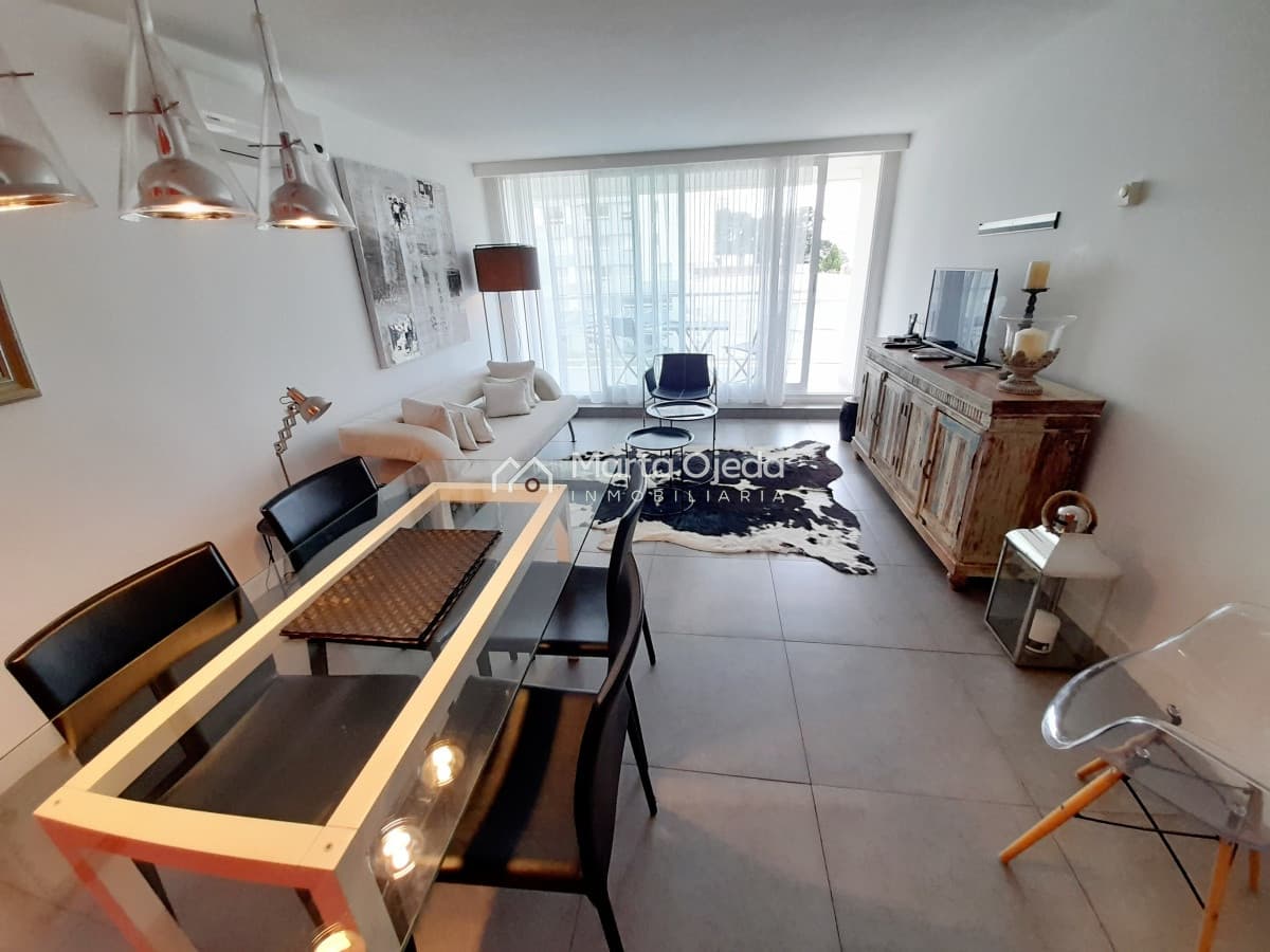 Apartamento ID.37596 - Edificio  con estilo único ubicado en Roosevelt