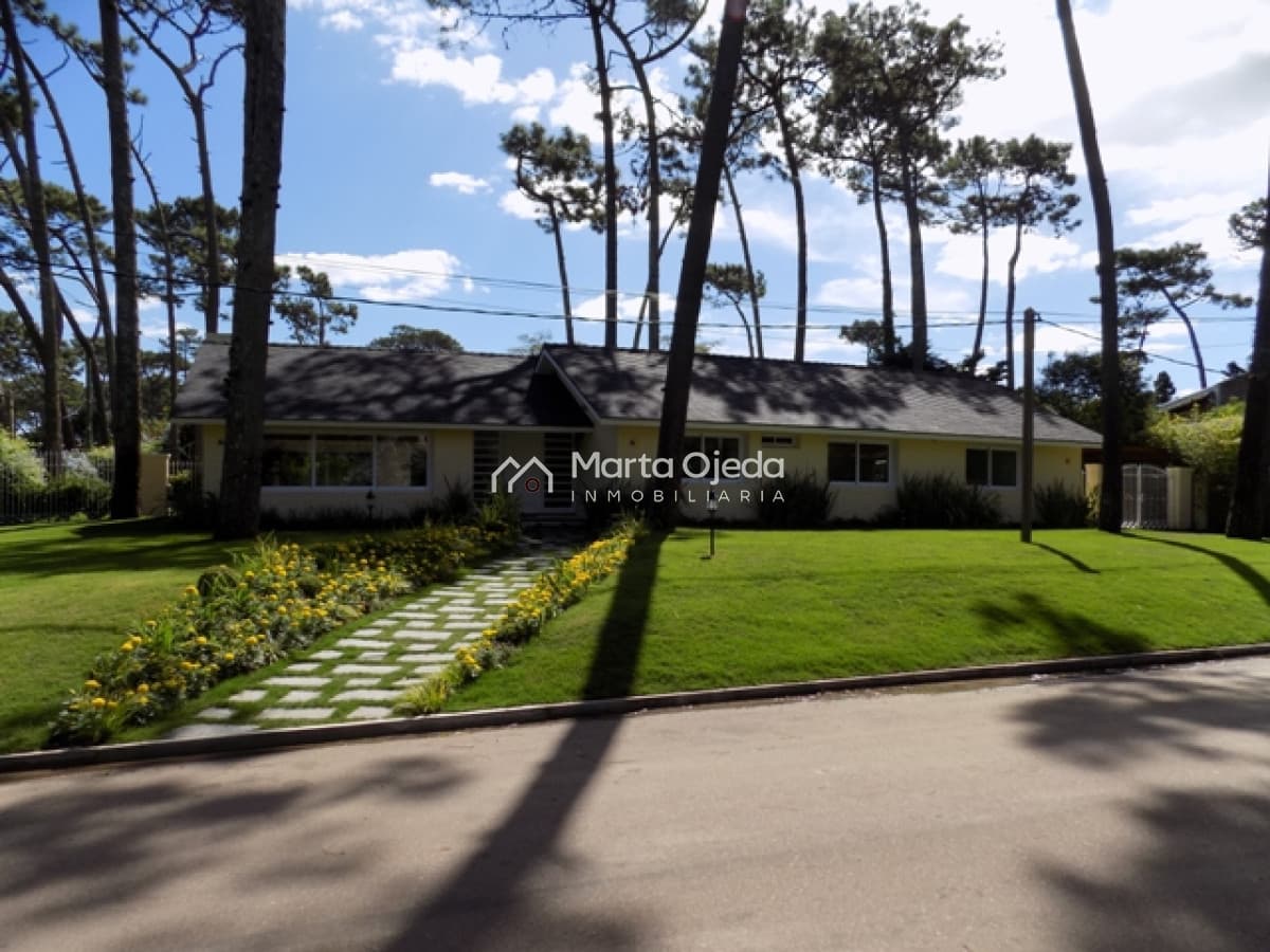 Casa ID.38472 - Hermoso Chalet en mansa