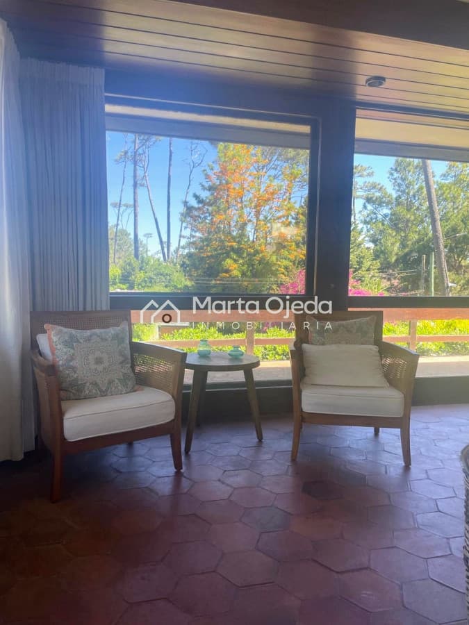 Espectacular residencia a 200 m del mar  -
