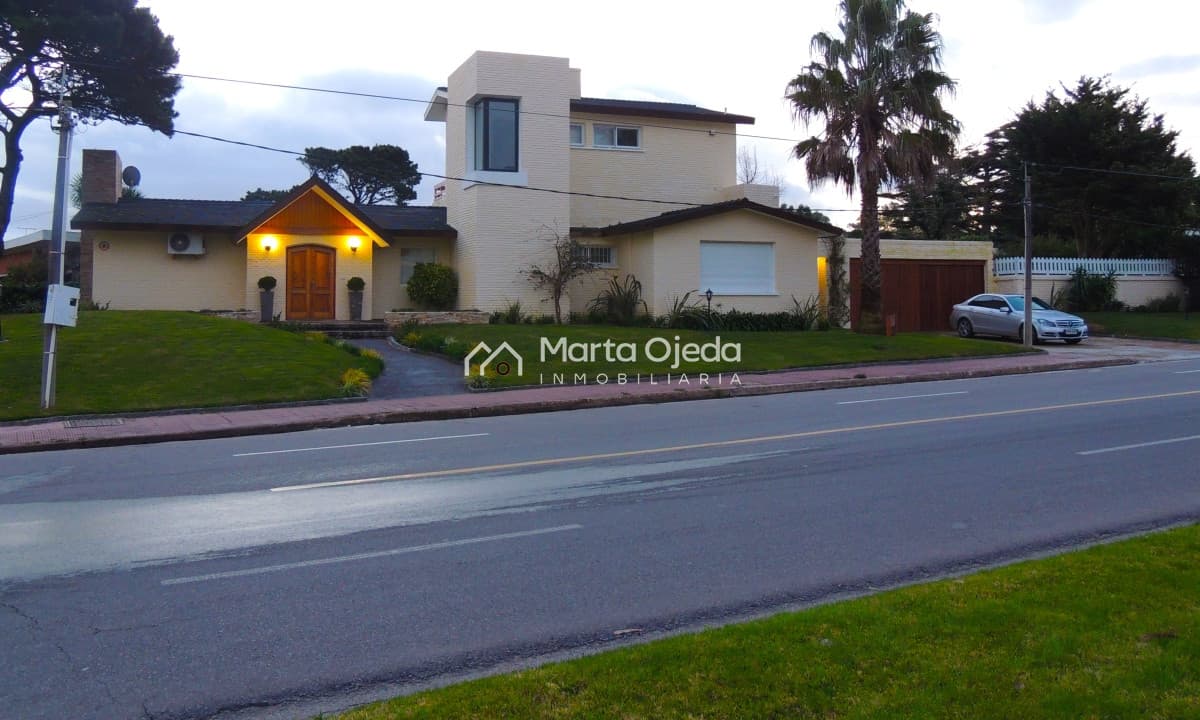 Casa ID.38474 - PRECIO REBAJADO .Excelente casa en mansa