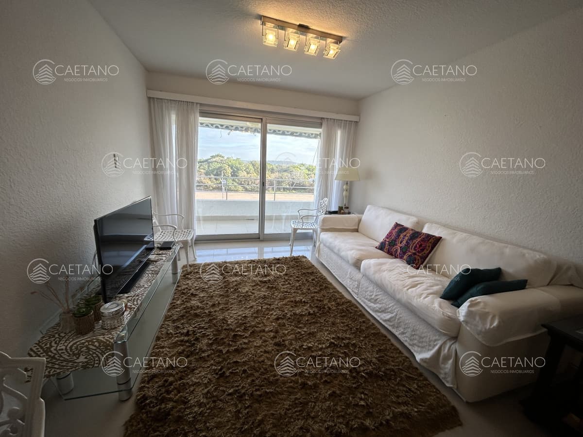 Venta apartamento primera linea Punta del Este 3 dormitorios