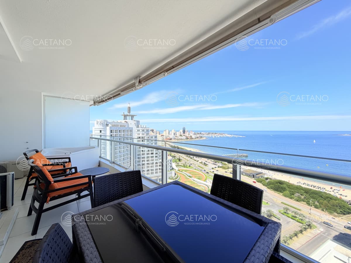 Venta apartamento 2 dormitorios. Playa mansa, Punta del Este