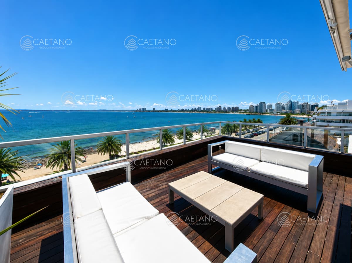 Venta apartamento 3 dormitorios. Peninsula, Punta del Este.