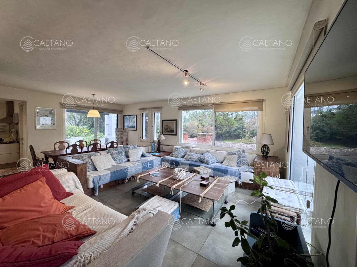 Venta duplex 3 dormitorios, Playa Brava - Punta del Este