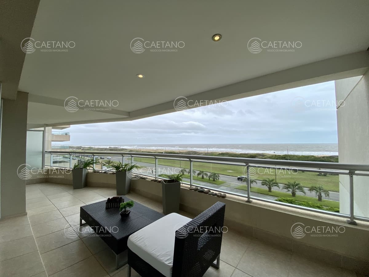 Venta apartamento 3 dormitorios playa brava Punta del Este