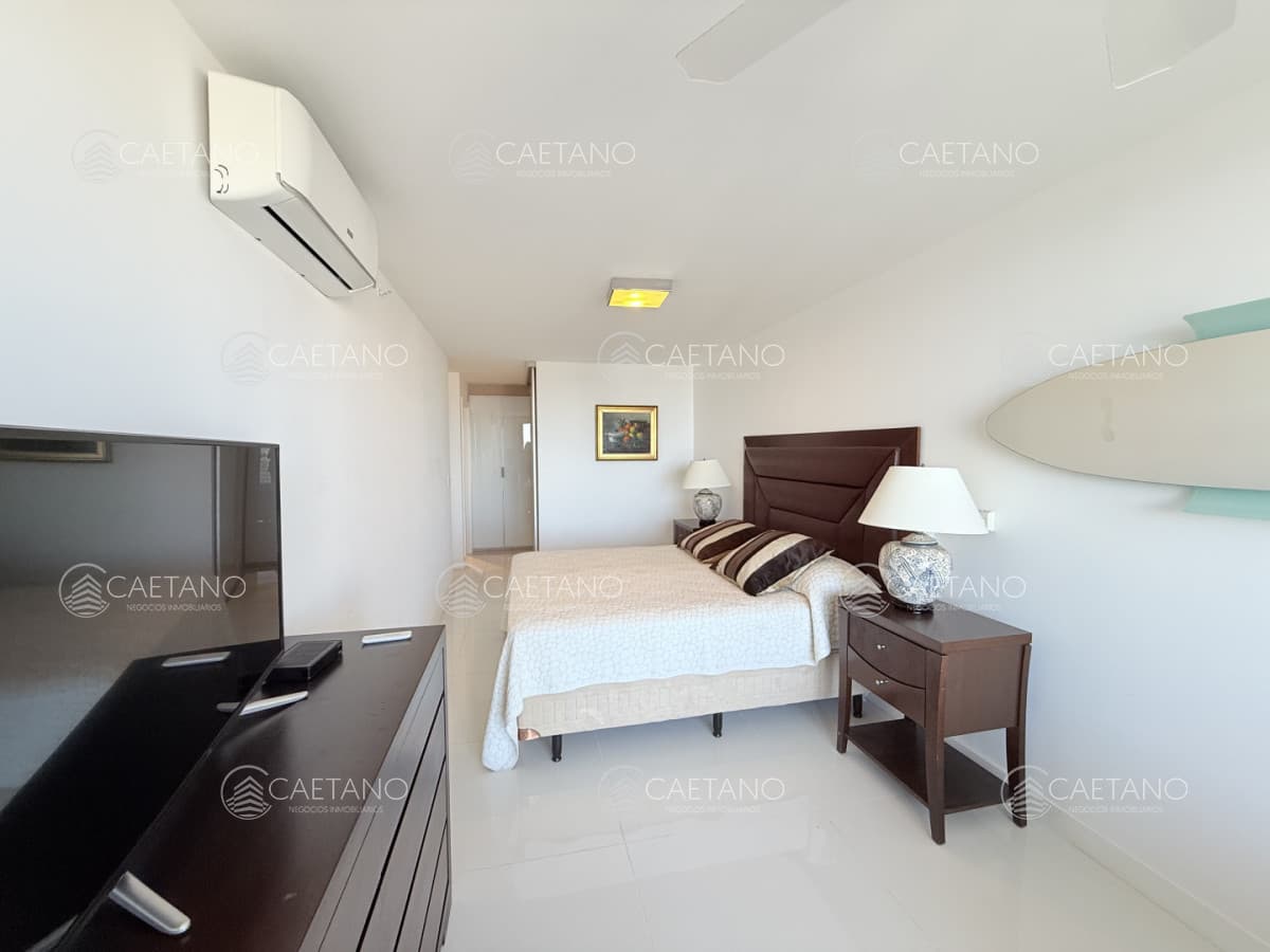 Venta apartamento 3 dormitorios - Playa Mansa, Punta del Este