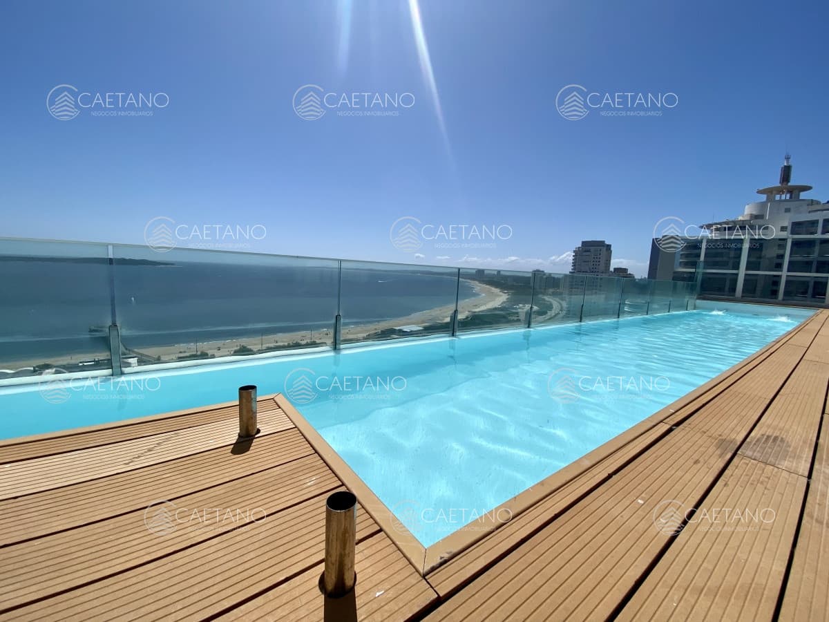 Penthouse Punta del Este con espectacular vista al mar
