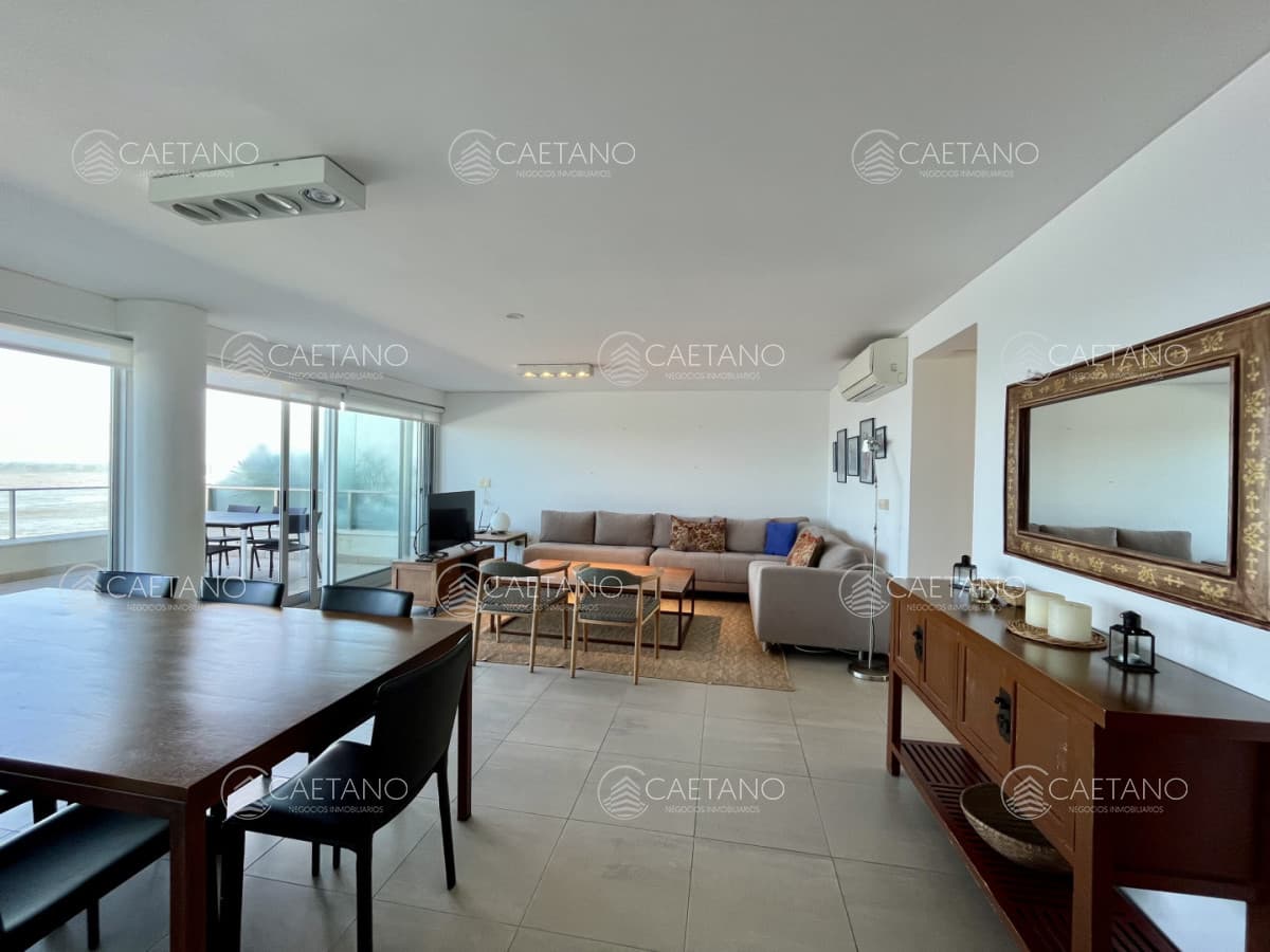 Venta apartamento 3 dormitorios. Península, Punta del Este