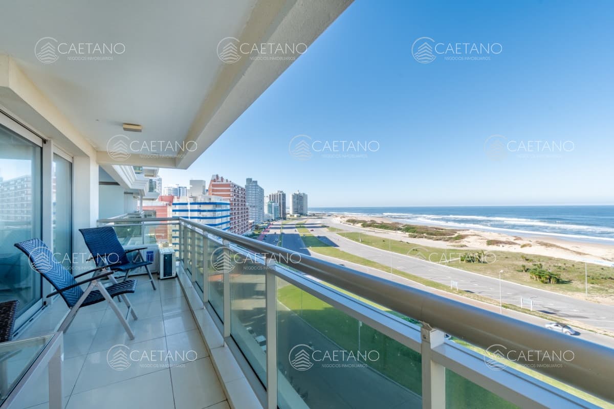 Venta apartamento 4 dormitorios. Playa brava, Punta del Este