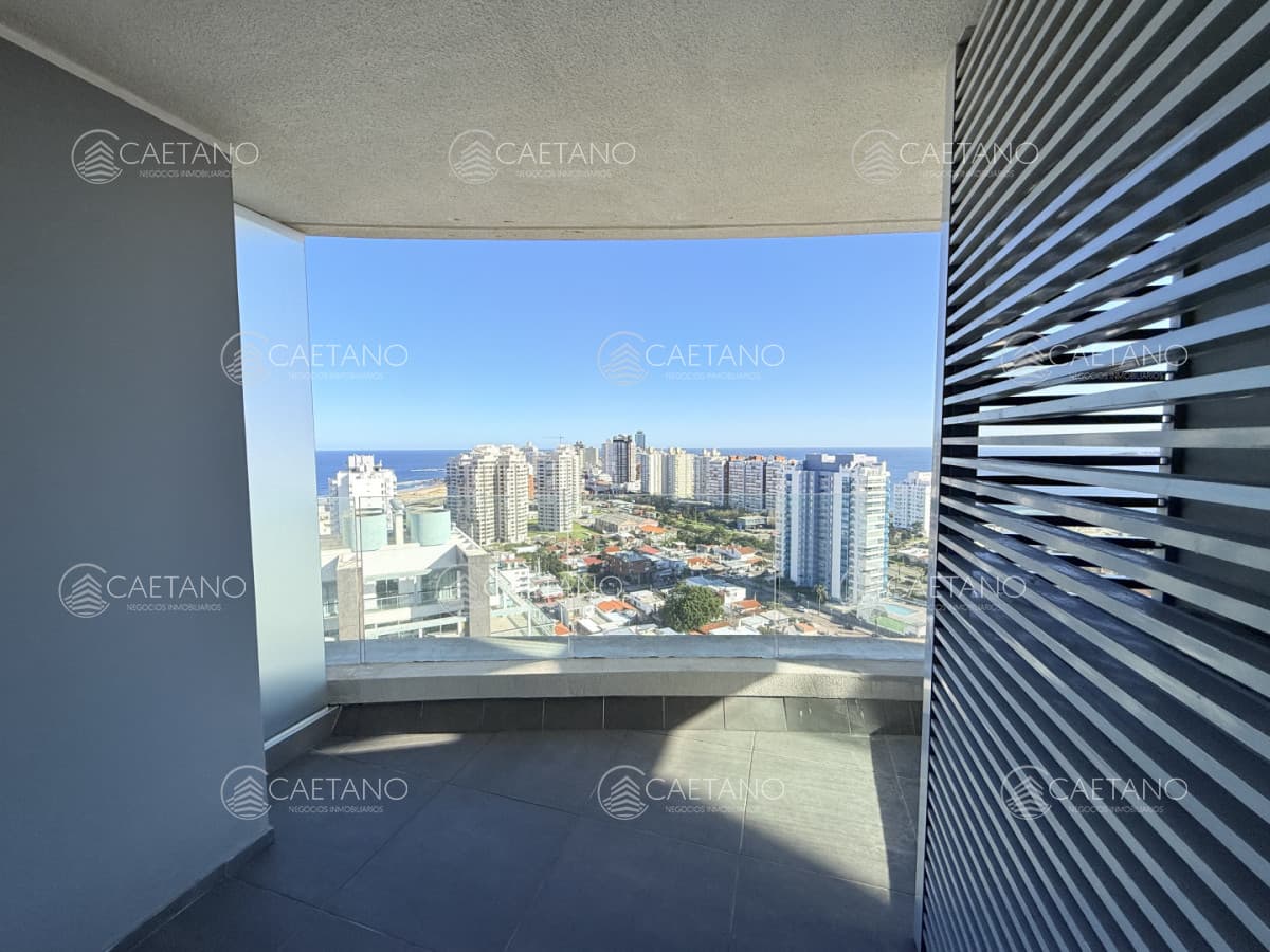 Venta apartamento 3 dormitorios - Playa Mansa, Punta del Este