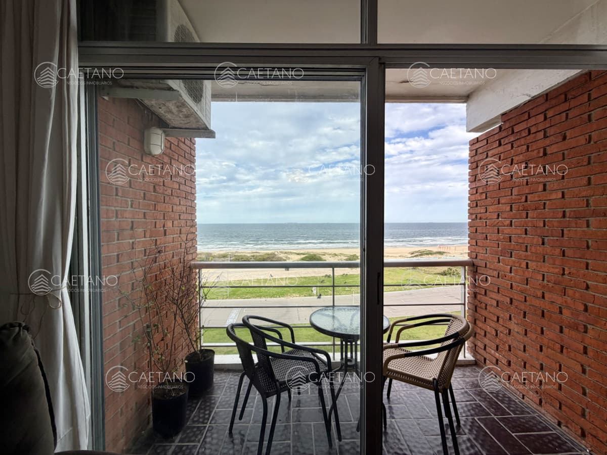Venta apto. frente al mar