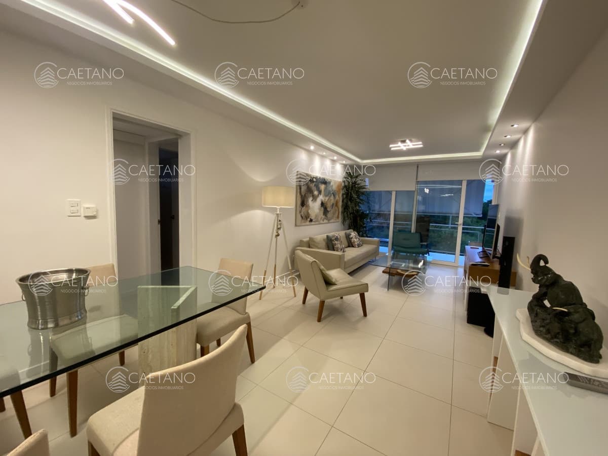 Venta apartamento 2 domritorios. Playa manas, Punta del Este