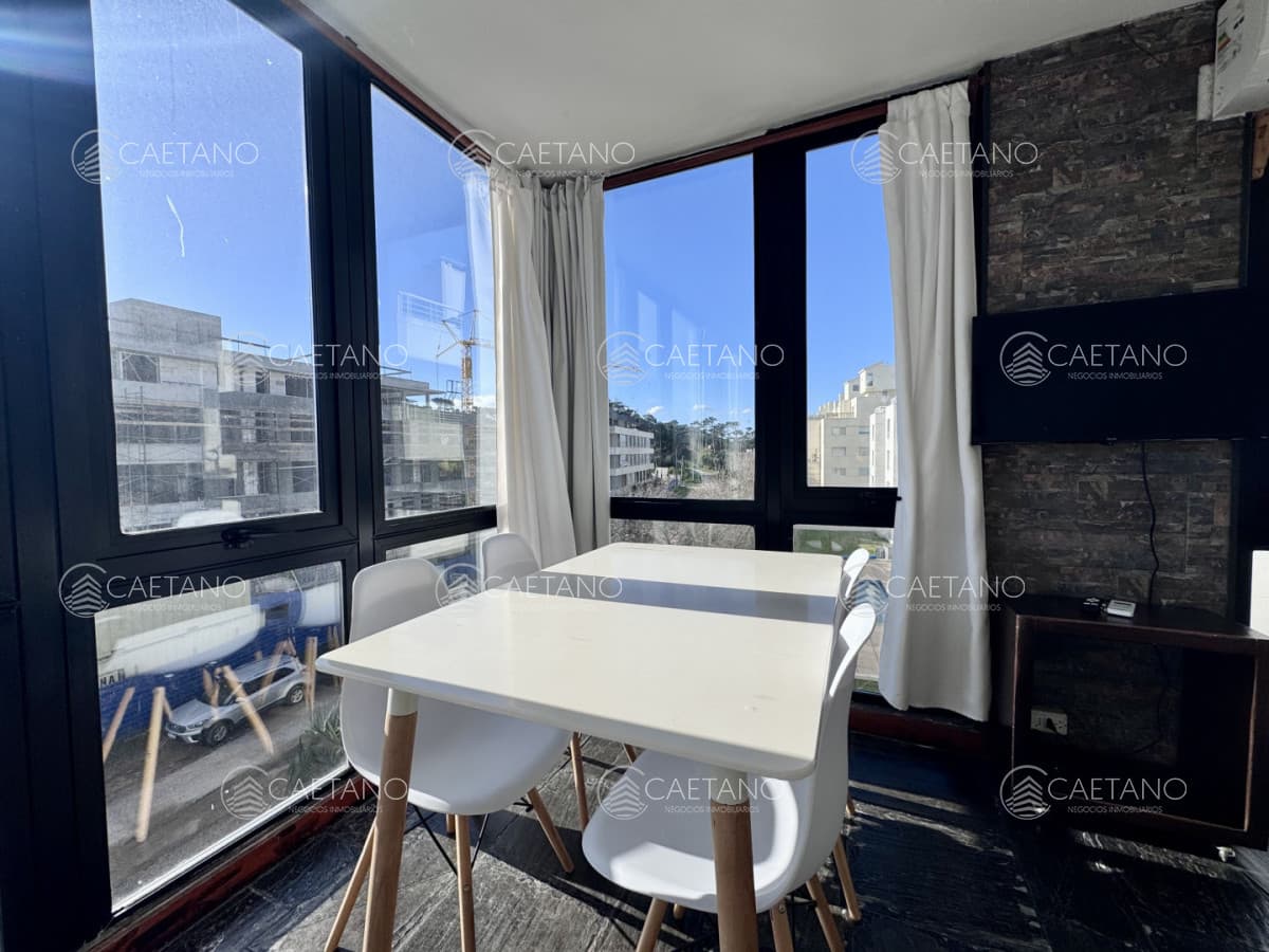 Venta apartamento 2 dormitorios, Playa Brava - Punta del Este