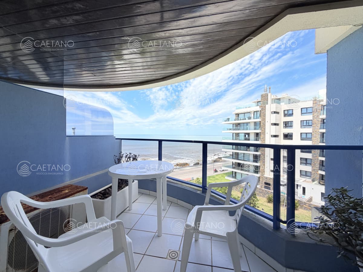 Venta apartamento 2 dormitorios. Peninsula, Punta del Este