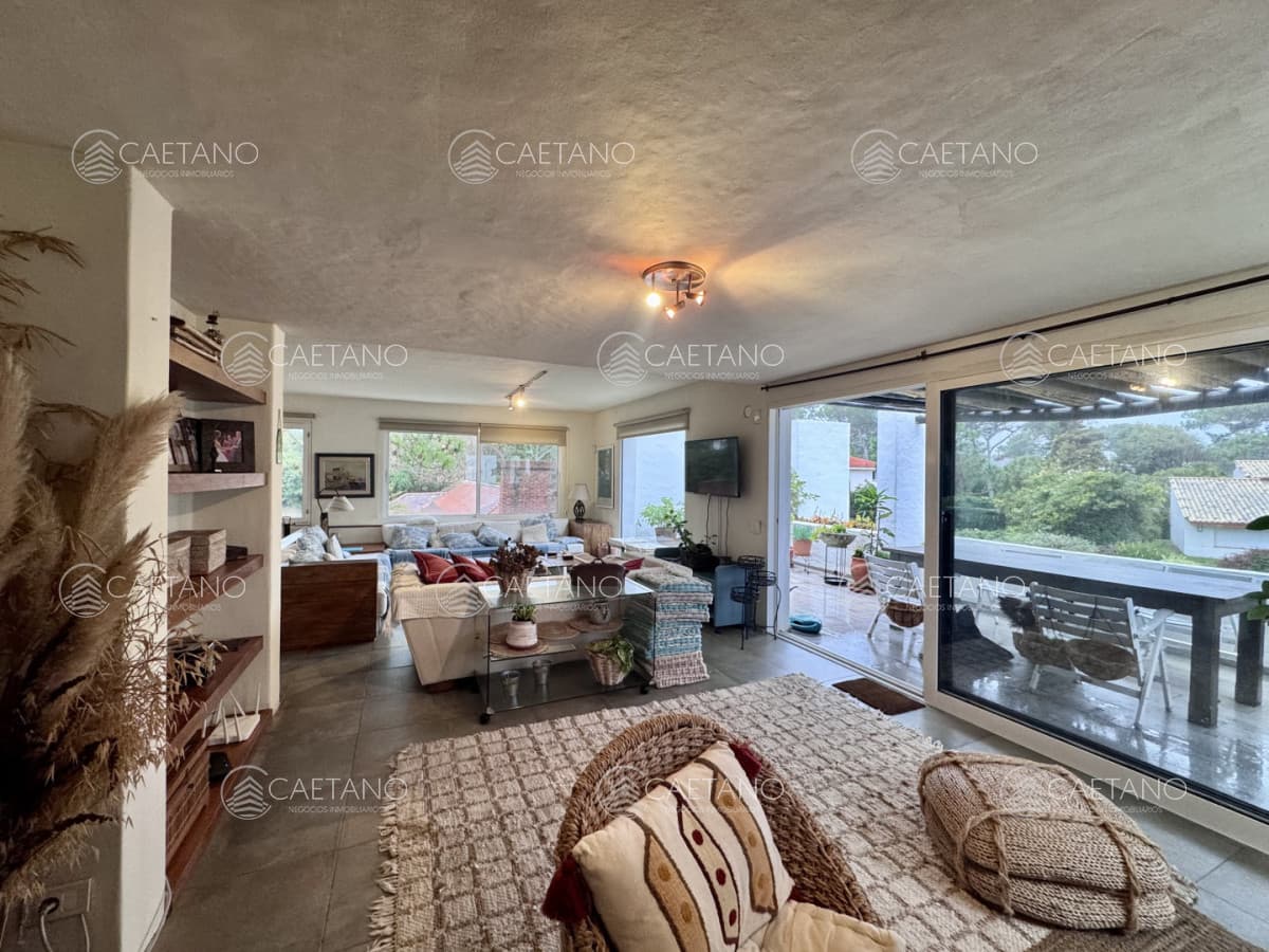 Venta duplex 3 dormitorios, Playa Brava - Punta del Este