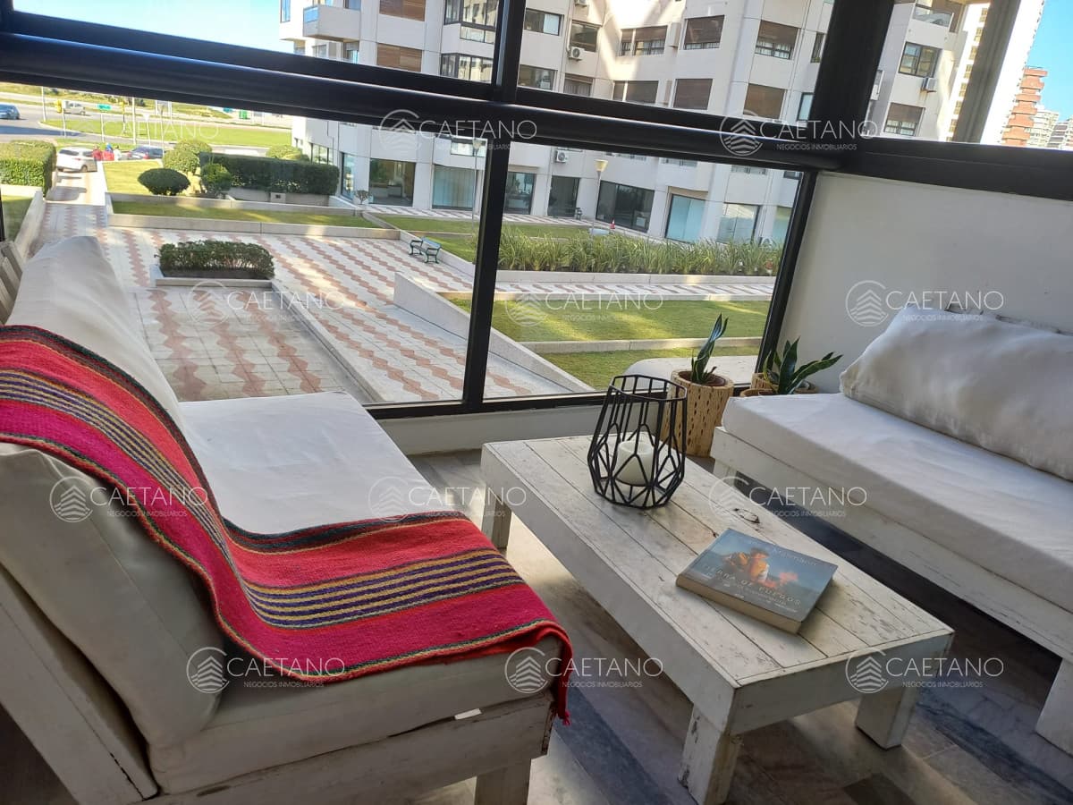 Venta apartamento 3 dormitorios Punta del Este