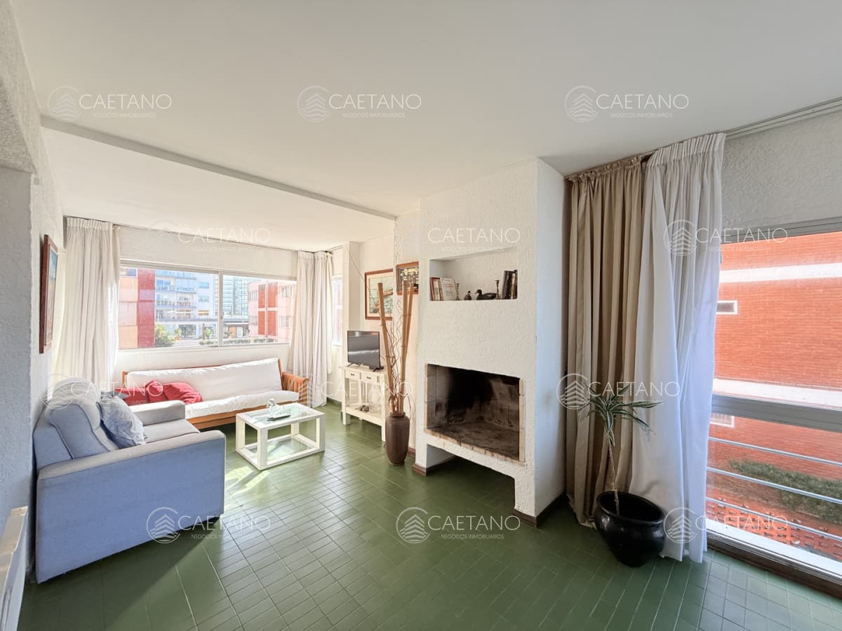 Venta apartamento 2 dormitorios frente al mar - Playa Brava