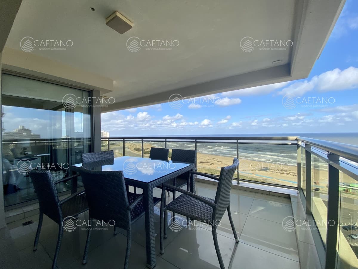 Venta apartamento 3 dormitorios Imperiale I esquinero Punta del Este