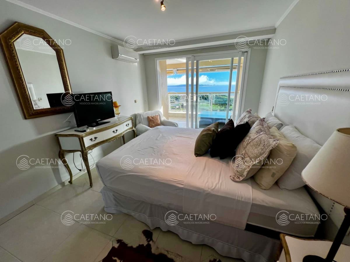 Apartamento en Mansa, 3 dormitorios *