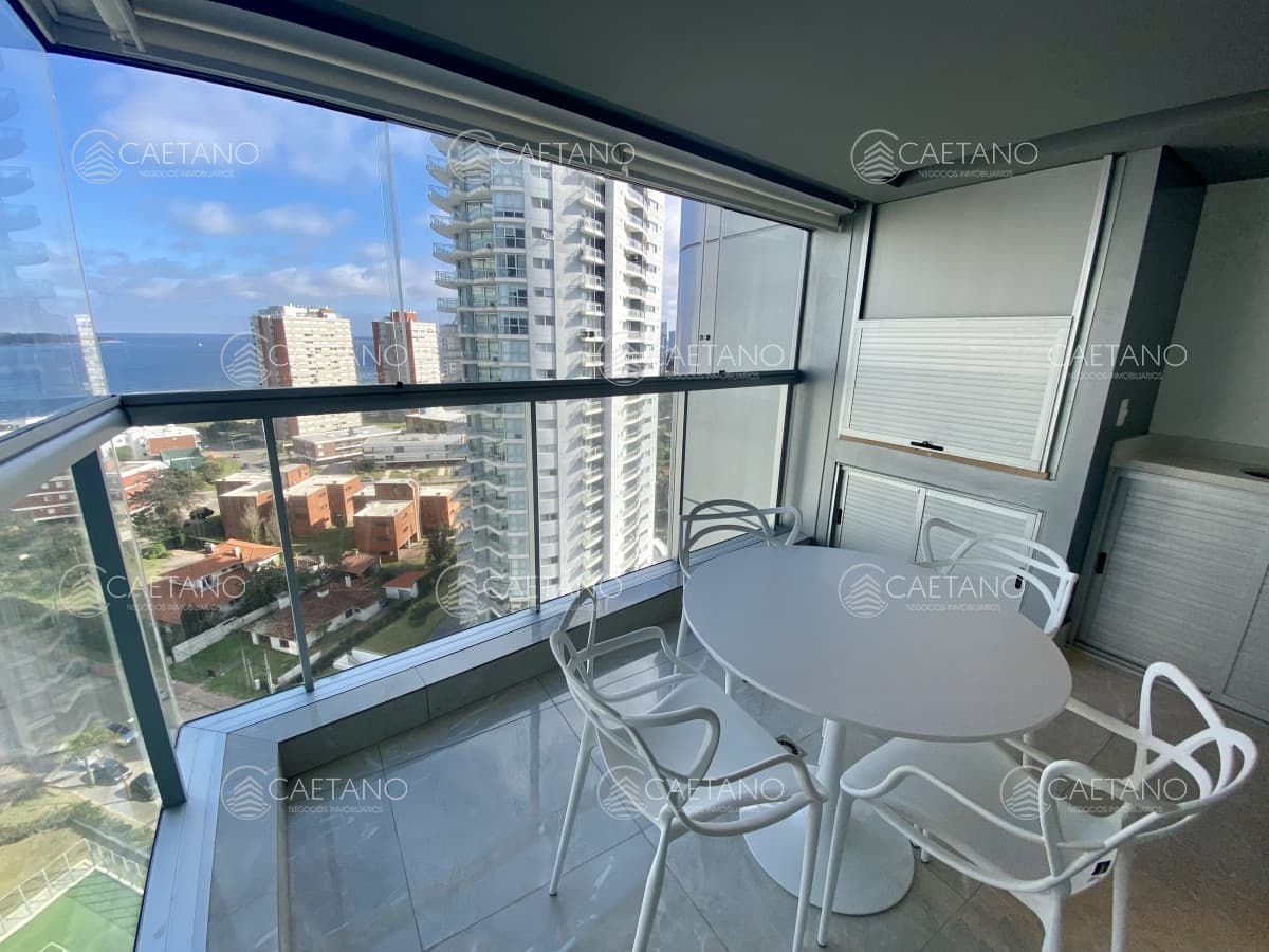 Venta dos dormitorios playa mansa Punta del Este