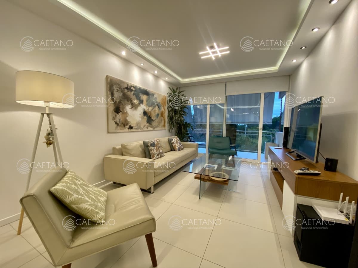 Venta apartamento 2 domritorios. Playa manas, Punta del Este