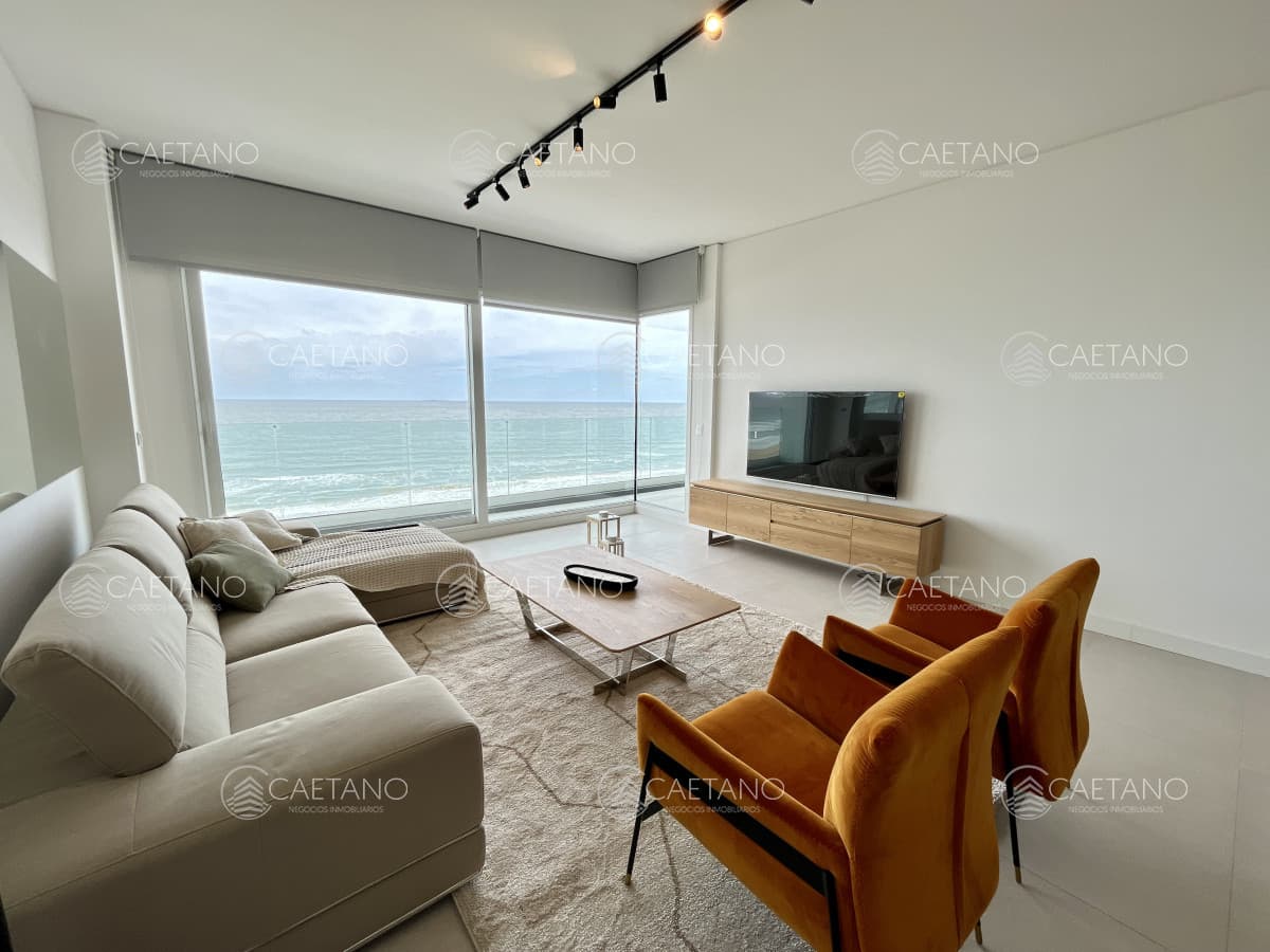 Venta Apartamento 3 dormitorios en Le Parc IV. Playa brava, Punta del Este.