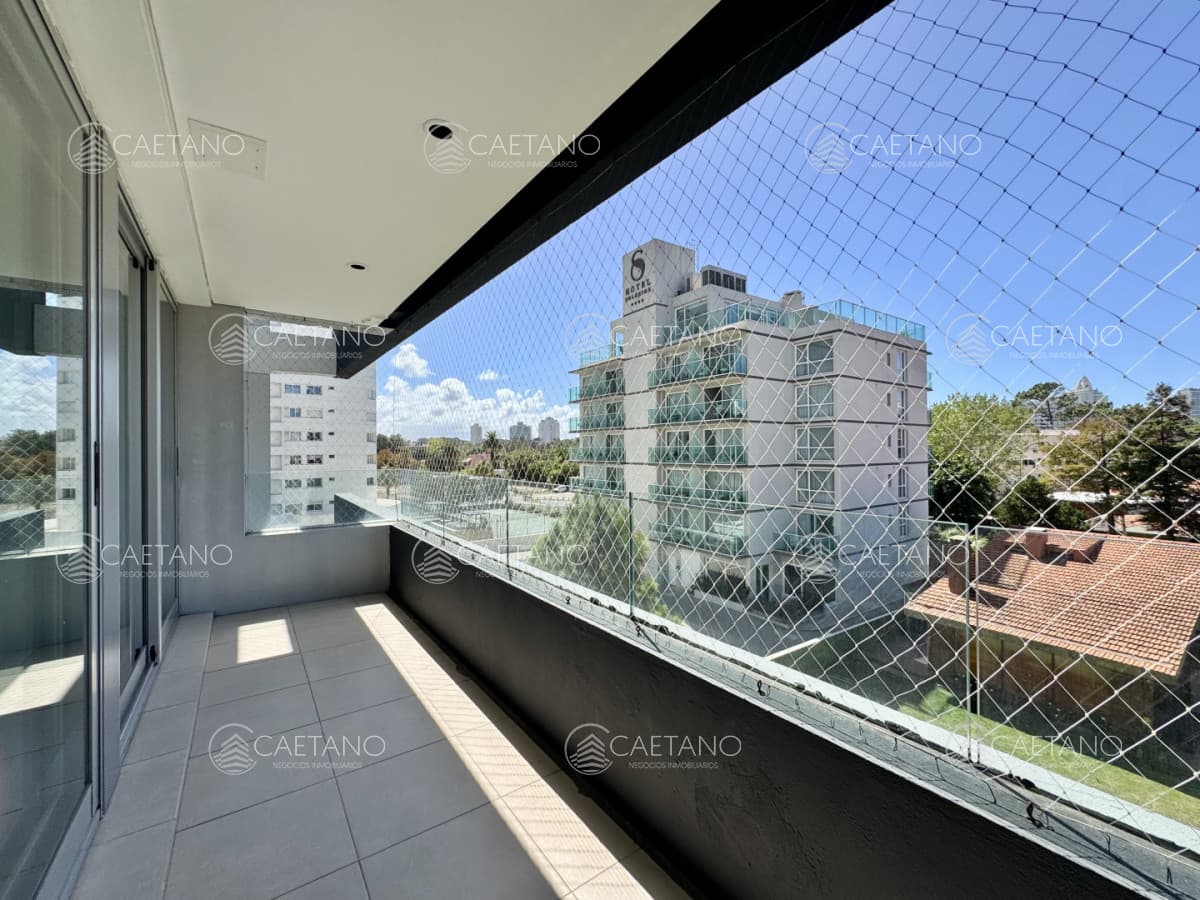 Venta apartamento 3 dormitorios, Punta del Este