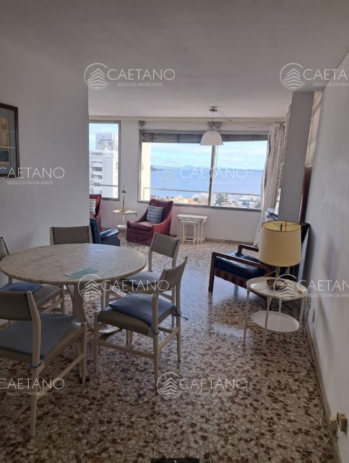 Apartamento en venta de 2 dormitorios en Punta del Este