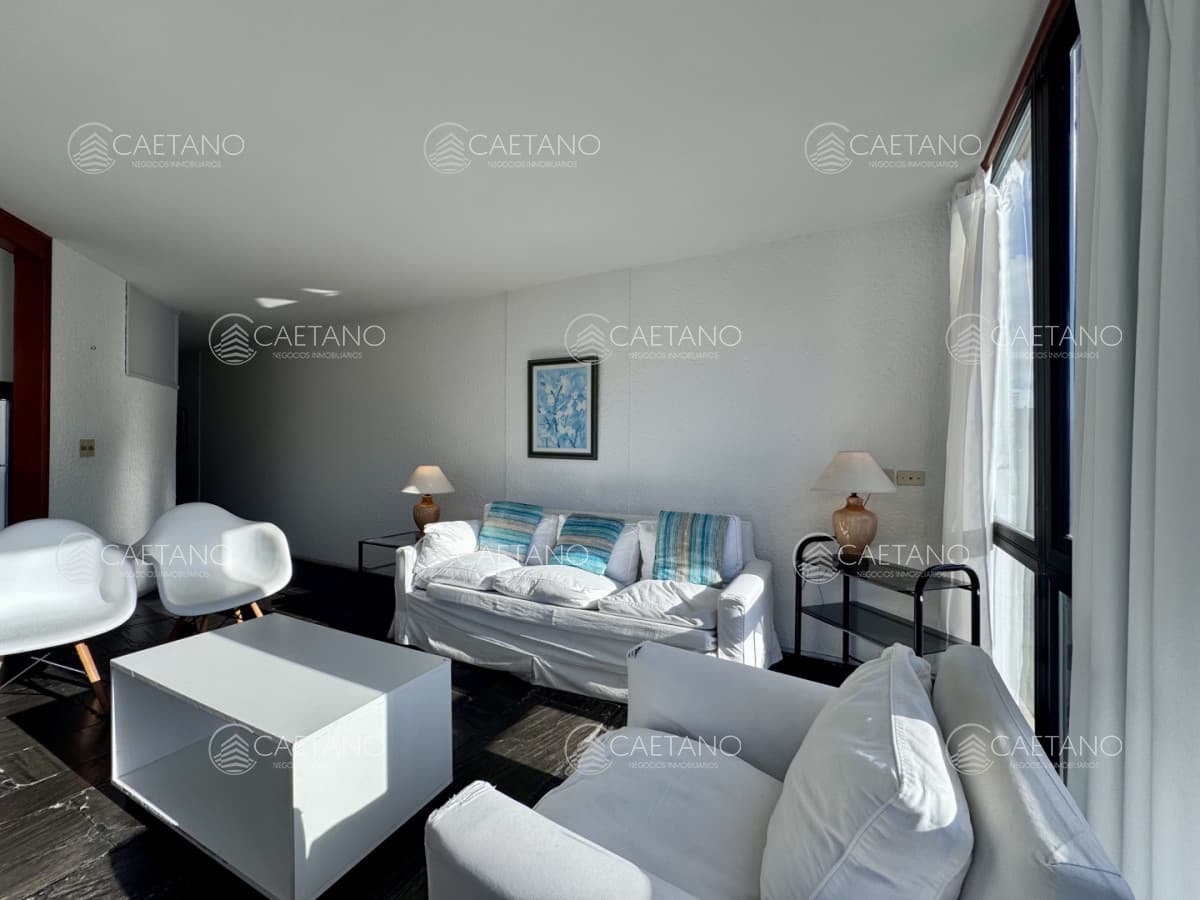 Venta apartamento 2 dormitorios, Playa Brava - Punta del Este