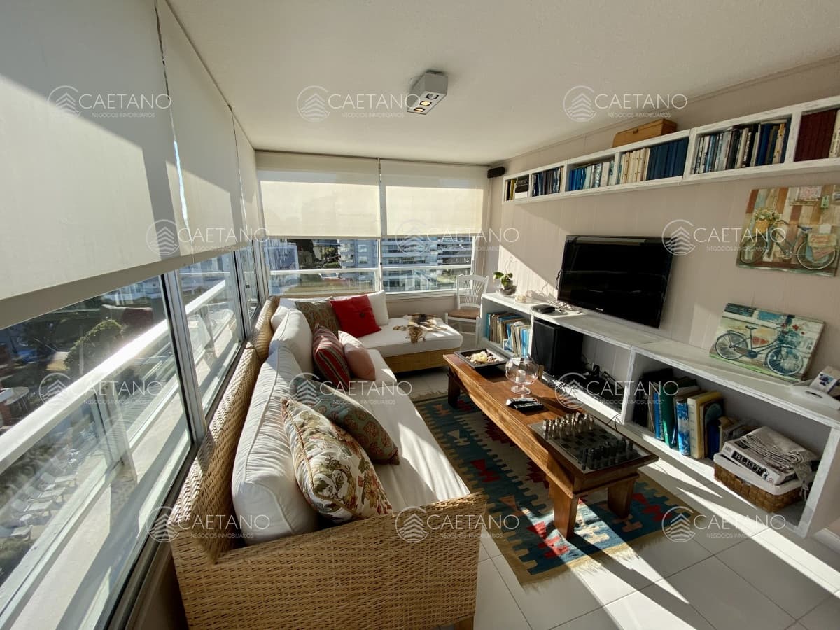 Venta apartamento 3 dormitorios Tiburón II Brava