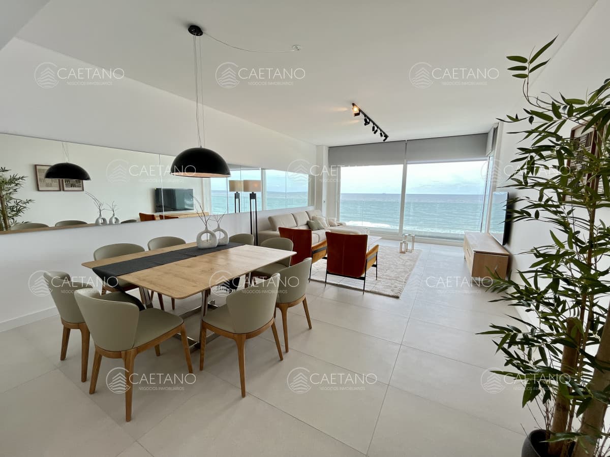 Venta Apartamento 3 dormitorios en Le Parc IV. Playa brava, Punta del Este.