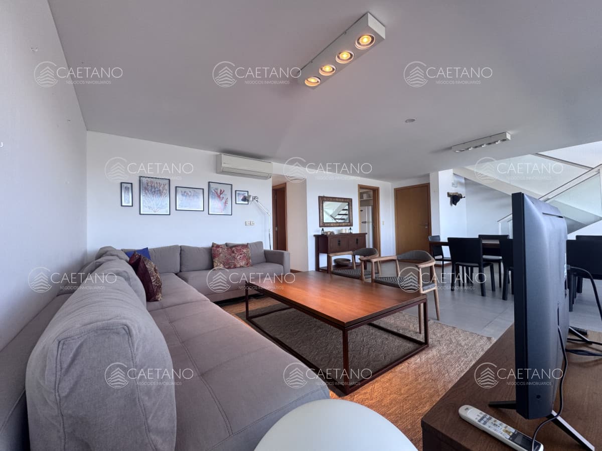 Venta apartamento 3 dormitorios. Península, Punta del Este
