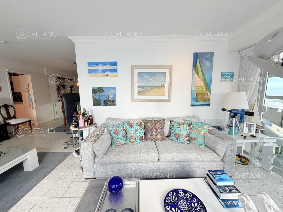 Venta apartamento 2 dormitorios - Peninsula, Punta del Este