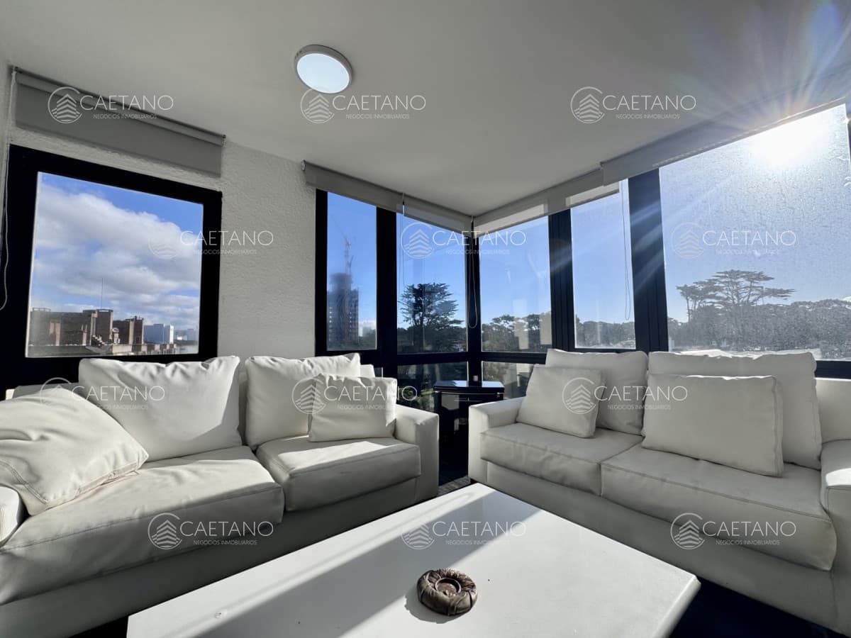 Venta apartamento 2 dormitorios, Playa Brava - Punta del Este