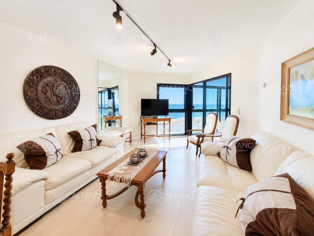 Venta apartamento 3 dormitorios - Playa Brava, Punta del Este